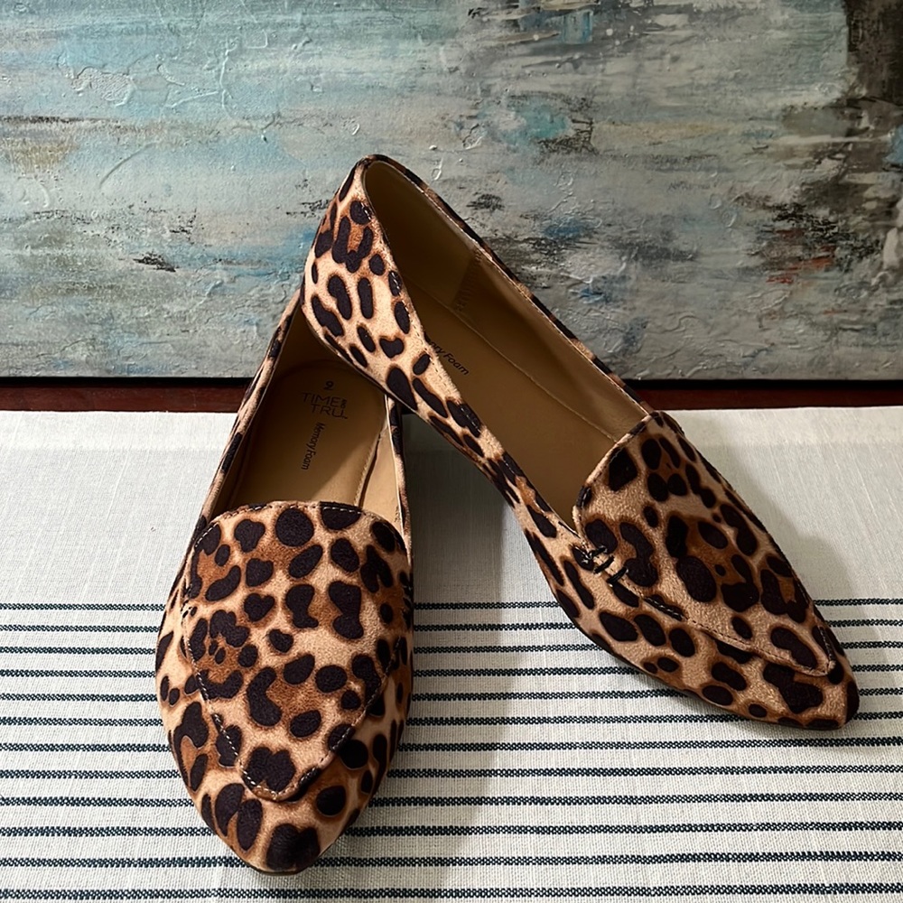 Leopard Print Flats - Like New